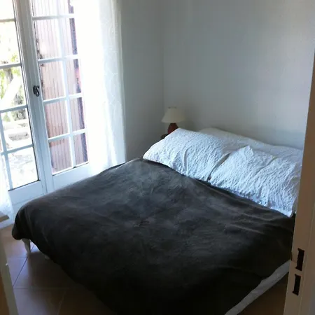 Comme Petite Maison A La * 발로리스